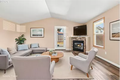13010 NE 38th St, Vancouver, WA 98682 - Photo 5
