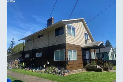 601 Ayers St, Kelso, WA 98626 - Photo 1