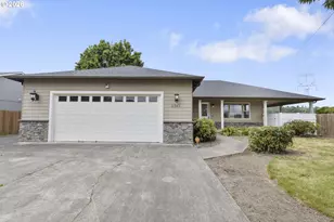 2341 52nd Ave, Longview, WA 98632 - Photo 3
