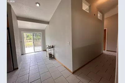 226 South Ave, Sutherlin, OR 97479 - Photo 7