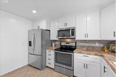 900 N Williams St, Newberg, OR 97132 - Photo 15