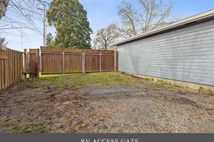 900 N Williams St, Newberg, OR 97132 - Photo 39