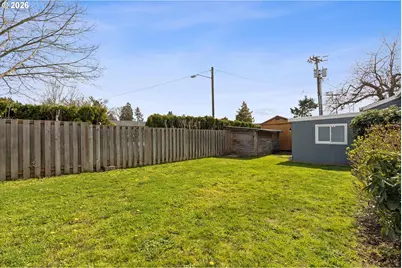 900 N Williams St, Newberg, OR 97132 - Photo 35