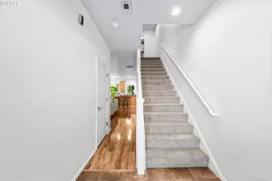 14675 SW Catalina Dr, Portland, OR 97223 - Photo 5