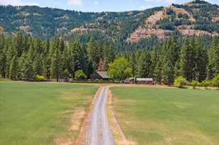 67138 Hunter Rd, Summerville, OR 97876 - Photo 3