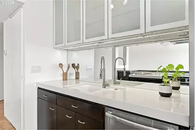 1500 SW 5th Ave #2201, Portland, OR 97201 - Photo 15