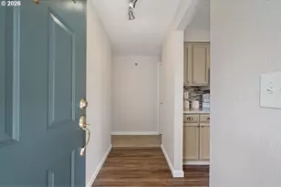 6906 NE 54th St, Vancouver, WA 98661 - Photo 3