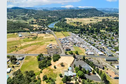 1183 W Lookingglass Rd, Roseburg, OR 97471 - Photo 45