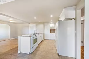 1183 W Lookingglass Rd, Roseburg, OR 97471 - Photo 13