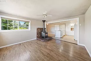 1183 W Lookingglass Rd, Roseburg, OR 97471 - Photo 11