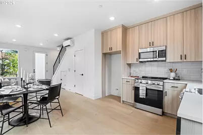 4380 NE Going St, Portland, OR 97218 - Photo 5