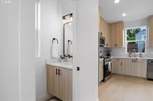 4380 NE Going St, Portland, OR 97218 - Photo 7