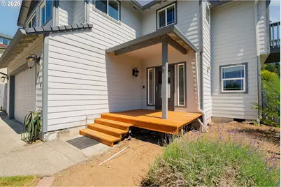 414 N 3rd Pl, Kalama, WA 98625 - Photo 3