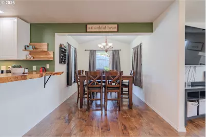 414 N 3rd Pl, Kalama, WA 98625 - Photo 11