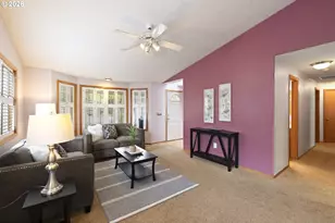1143 SW James Ct, Dundee, OR 97115 - Photo 9