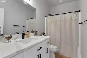 241 Dogwood Dr, Gates, OR 97346 - Photo 11