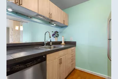 1535 SW Clay St #109, Portland, OR 97201 - Photo 9