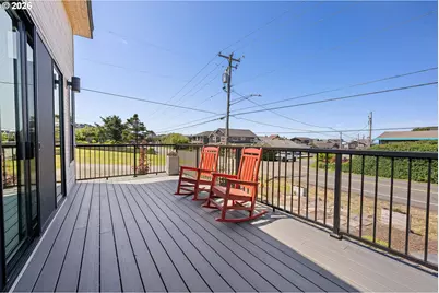 2887 S Hemlock St, Cannon Beach, OR 97110 - Photo 17