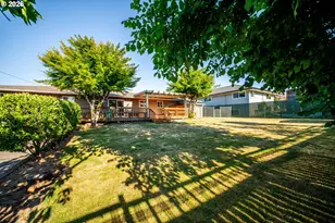 3237 NE 131st Ave, Portland, OR 97230 - Photo 37