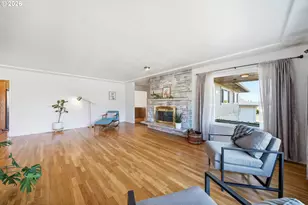3237 NE 131st Ave, Portland, OR 97230 - Photo 5