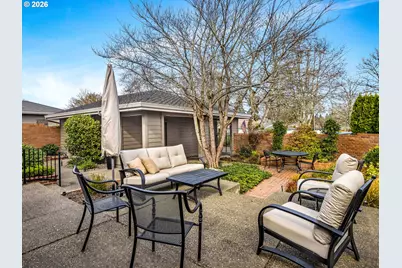 7242 SW Lake Bluff Ct, Wilsonville, OR 97070 - Photo 5