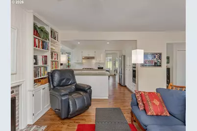 7242 SW Lake Bluff Ct, Wilsonville, OR 97070 - Photo 11