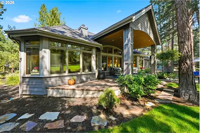 2721 NW Champion Cir, Bend, OR 97703 - Photo 9