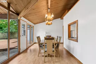 616 SE 175th Pl, Portland, OR 97233 - Photo 3