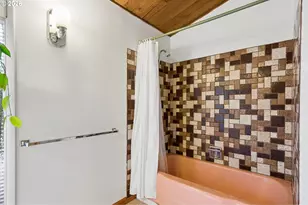 616 SE 175th Pl, Portland, OR 97233 - Photo 33