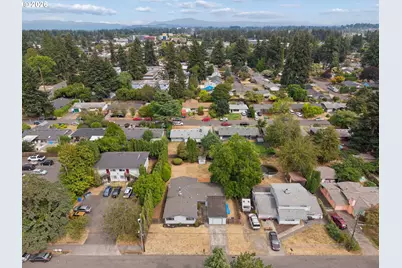 616 SE 175th Pl, Portland, OR 97233 - Photo 43