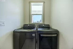 32767 Coburg Crk Dr, Coburg, OR 97408 - Photo 41