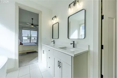 32767 Coburg Creek Dr, Coburg, OR 97408 - Photo 33