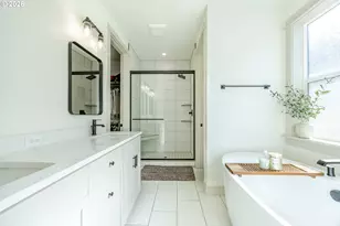 32767 Coburg Crk Dr, Coburg, OR 97408 - Photo 31