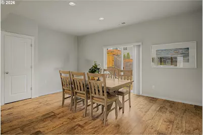 15647 SW Wren Ln, Beaverton, OR 97007 - Photo 17