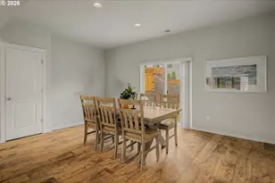 15647 SW Wren Ln, Beaverton, OR 97007 - Photo 17