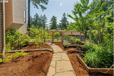 3046 SW Fairmount Blvd, Portland, OR 97239 - Photo 45