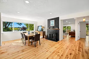 2245 SW Martha St, Portland, OR 97239 - Photo 5