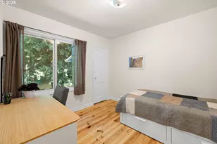 2245 SW Martha St, Portland, OR 97239 - Photo 17