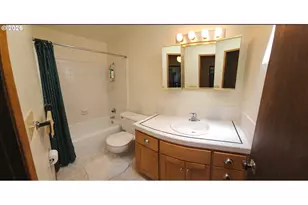 801 Colonial Rd, Roseburg, OR 97471 - Photo 33