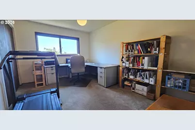 801 Colonial Rd, Roseburg, OR 97471 - Photo 37