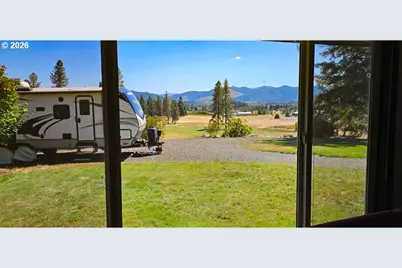 801 Colonial Rd, Roseburg, OR 97471 - Photo 25