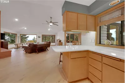 2590 Bowmont Dr, Eugene, OR 97405 - Photo 19