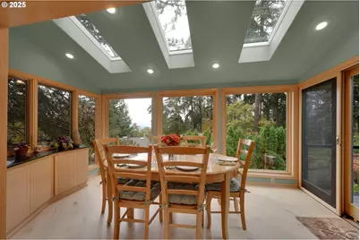 2590 Bowmont Dr, Eugene, OR 97405 - Photo 11