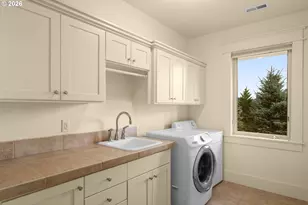 3246 NW Chapin Dr, Portland, OR 97229 - Photo 27