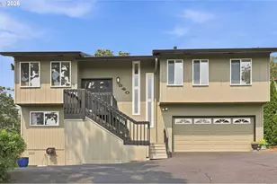 340 Patricia Dr, Gladstone, OR 97027 - Photo 1