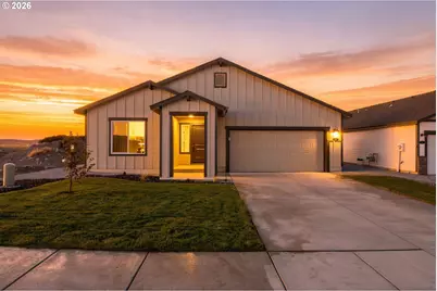 593 Taft St, Umatilla, OR 97882 - Photo 1