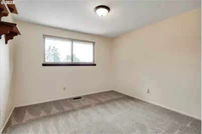 18027 SE Emi St, Damascus, OR 97089 - Photo 19