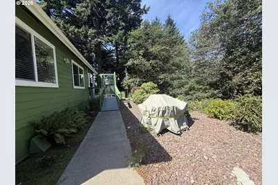 1484 Seacrest Ln, Brookings, OR 97415 - Photo 31