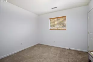 9907 SE Amherst St, Clackamas, OR 97015 - Photo 33