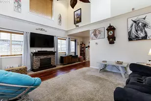 9907 SE Amherst St, Clackamas, OR 97015 - Photo 7